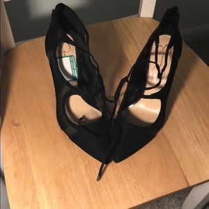 Jessica Simpson heels